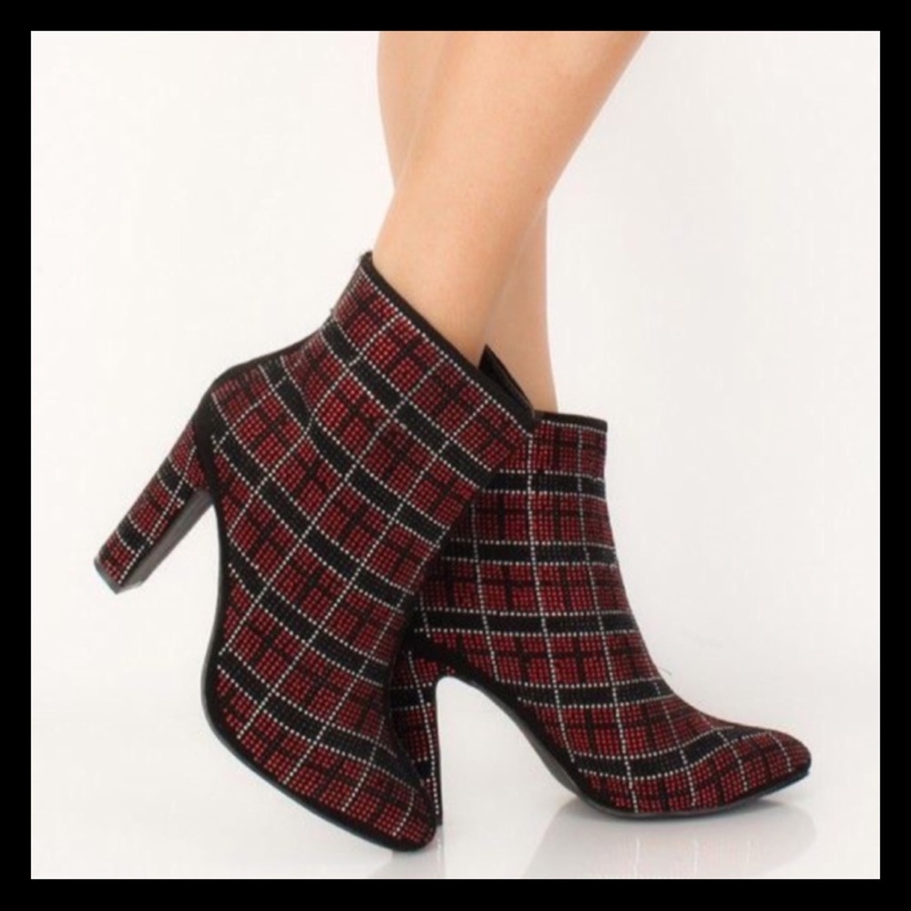 Cape Robbin Crystal Embellished Booties - Picture 2 of 8